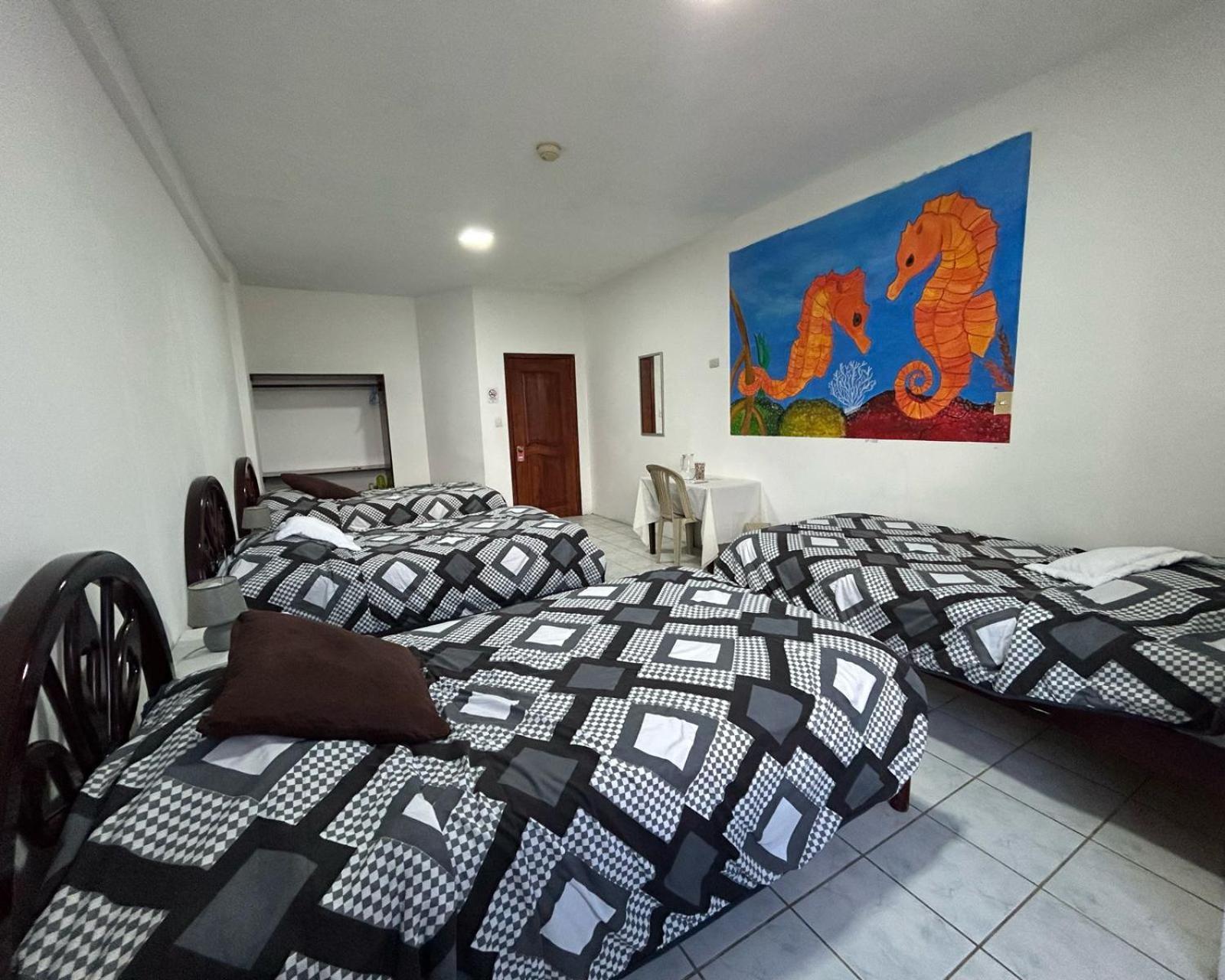 Hotel Isla Del Descanso Puerto Villamil Eksteriør bilde